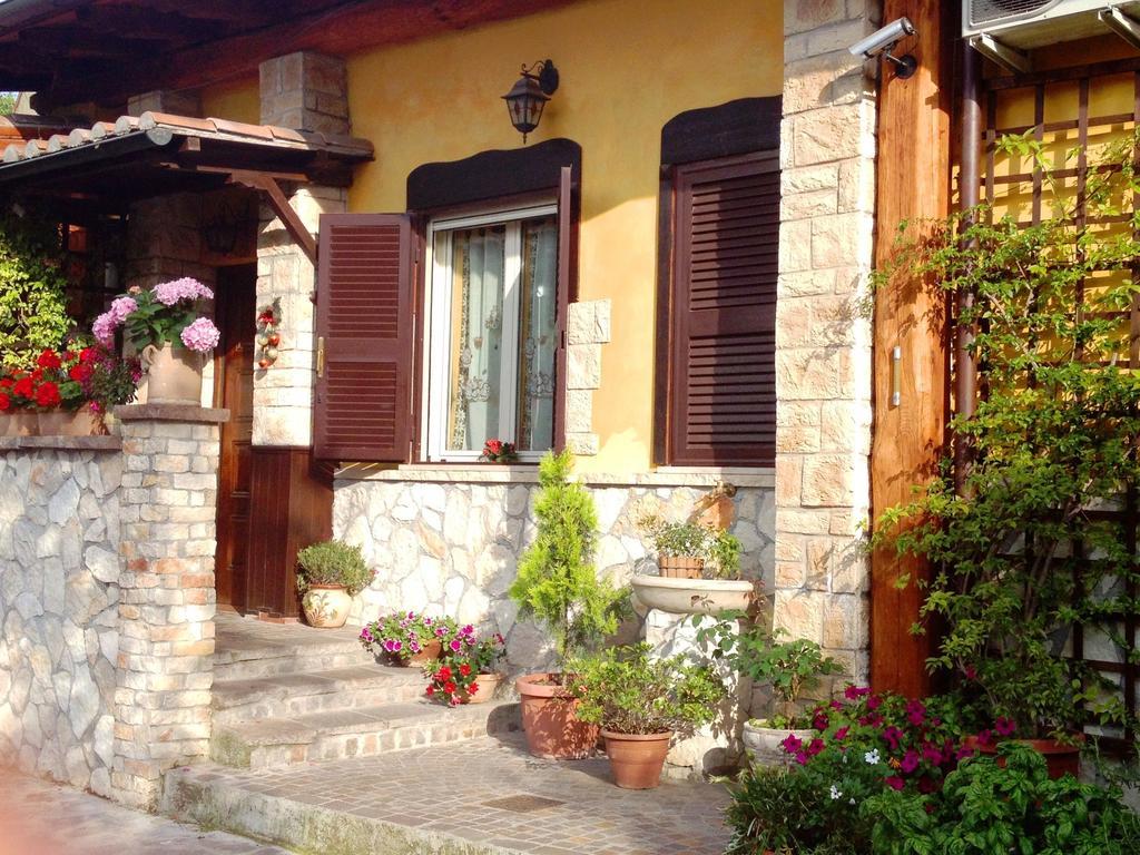 I Gerani Rossi Hotel Rome Bagian luar foto