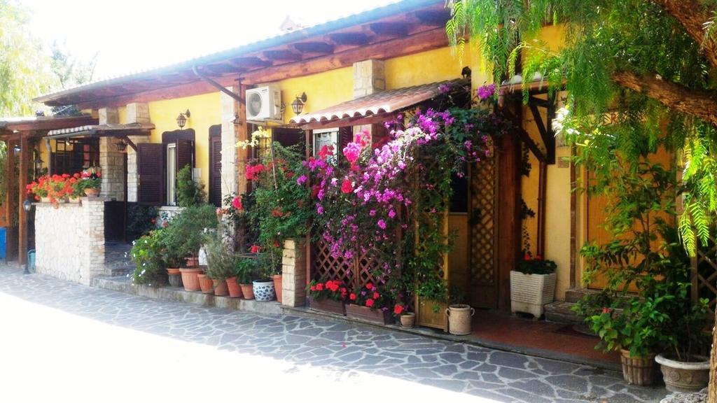 I Gerani Rossi Hotel Rome Bagian luar foto
