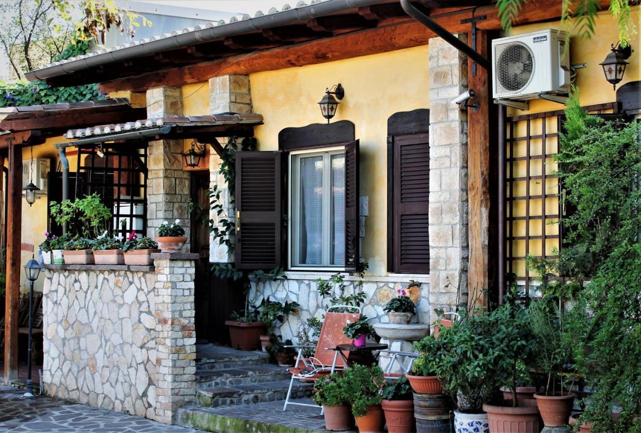 I Gerani Rossi Hotel Rome Bagian luar foto